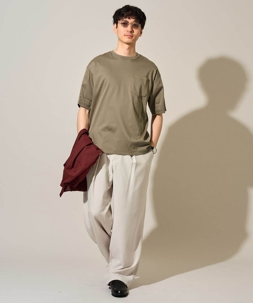 a.v.v(アーヴェヴェ)の「\累計28,000枚販売!/究極の無地T シルケットスムースシルエットカットソ ー【接触冷感 / UVカット/洗濯機で洗える/毛玉になりにくい】(Tシャツ/カットソー・メンズ・グリーン/ボルドー/ホワイト/ライトグレー/ミント/ブルー/ライトブラウン/チャコールグレー/ブラック/ピンク・44/48/50/46)」の13枚目の写真