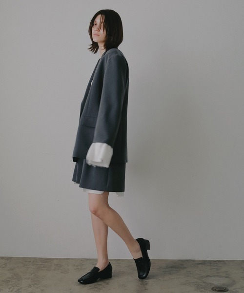 MANOF（マノフ）の「OVER SIZED LAYERED JACKET（テーラードジャケット・レディース・ベージュ/チャコールグレー/ブラック・M/S）」の11枚目の写真