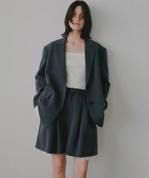 MANOF（マノフ）の「OVER SIZED LAYERED JACKET（テーラードジャケット・レディース・ベージュ/チャコールグレー/ブラック・M/S）」の5枚目の写真