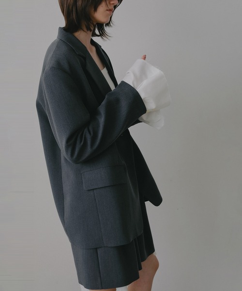 MANOF（マノフ）の「OVER SIZED LAYERED JACKET（テーラードジャケット・レディース・ベージュ/チャコールグレー/ブラック・M/S）」の7枚目の写真