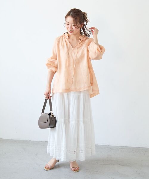 le.coeur blanc(ルクールブラン)の「ラミーカルゼフリルネックブラウス(シャツ/ブラウス・レディース・オレンジ/ダークブラウン/ライトブルー・38)」の20枚目の写真