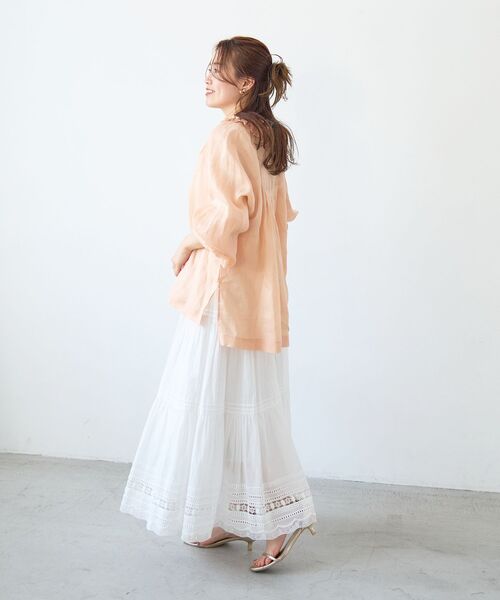 le.coeur blanc(ルクールブラン)の「ラミーカルゼフリルネックブラウス(シャツ/ブラウス・レディース・オレンジ/ダークブラウン/ライトブルー・38)」の21枚目の写真