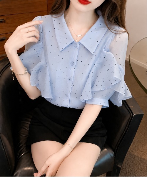 ＆soiree（アンドソワレ）の「ドット柄シアー半袖ブラウス（シャツ/ブラウス・レディース・サックスブルー/アイボリー・X-LARGE/LARGE/MEDIUM/SMALL）」の4枚目の写真