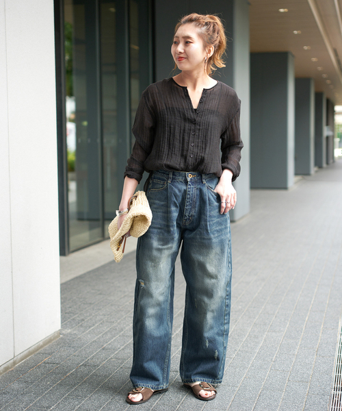 Spick & Span(スピックアンドスパン)の「《WEB限定 / 追加2》5 1/2 TUCKBARREL DENIM(デニムパンツ・レディース・サックスブルー/ブルー系その他・26/27/28)」の19枚目の写真