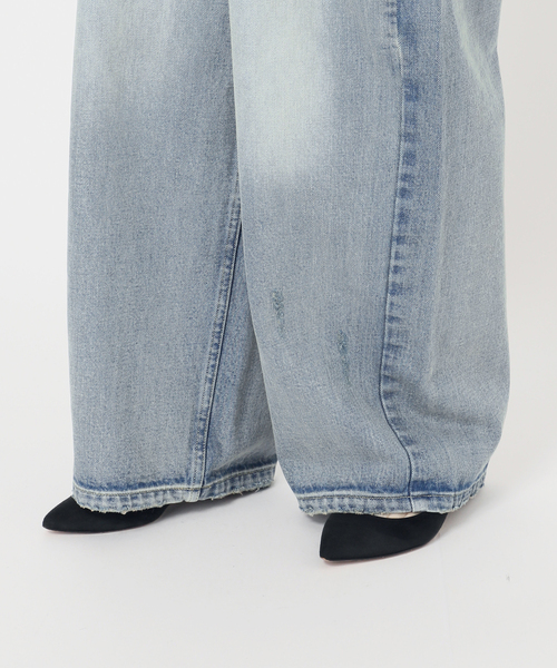 Spick & Span(スピックアンドスパン)の「《WEB限定 / 追加2》5 1/2 TUCKBARREL DENIM(デニムパンツ・レディース・サックスブルー/ブルー系その他・26/27/28)」の6枚目の写真