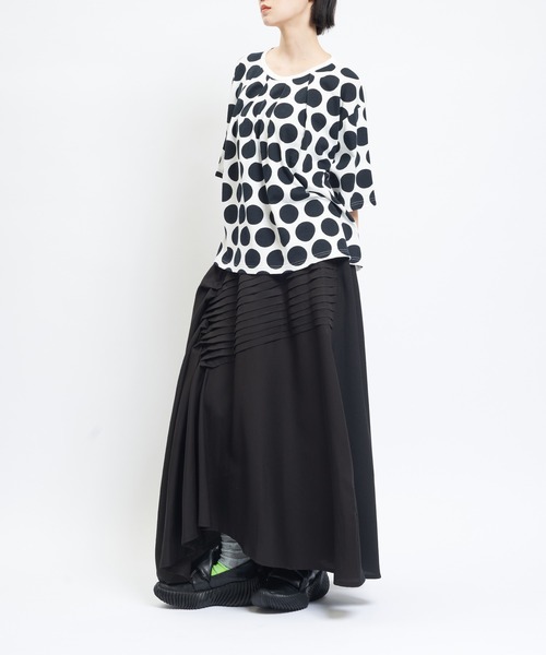 gomme(ゴム)の「ドットP天竺 ドットタックT(Tシャツ/カットソー・レディース・ホワイト×ブラック/チャコールグレー×ブラック/グレー×ピンク・MEDIUM)」の5枚目の写真
