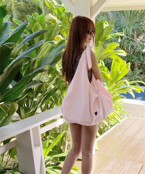 SEA DRESS(シードレス)の「コットンリバーシブルラウンドトートバッグ/グッズ(トートバッグ・レディース・ライトピンク/ブラック/ベージュ・FREE)」の12枚目の写真