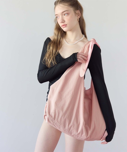 SEA DRESS(シードレス)の「コットンリバーシブルラウンドトートバッグ/グッズ(トートバッグ・レディース・ライトピンク/ブラック/ベージュ・FREE)」の19枚目の写真