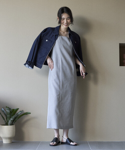 Firsthand(ファーストハンド)の「Firsthand/ファーストハンド カミラチェック Iラインワンピース / セットアップ対応(ワンピース・レディース・ブラック/ブルーグリーン・SMALL/MEDIUM)」の2枚目の写真