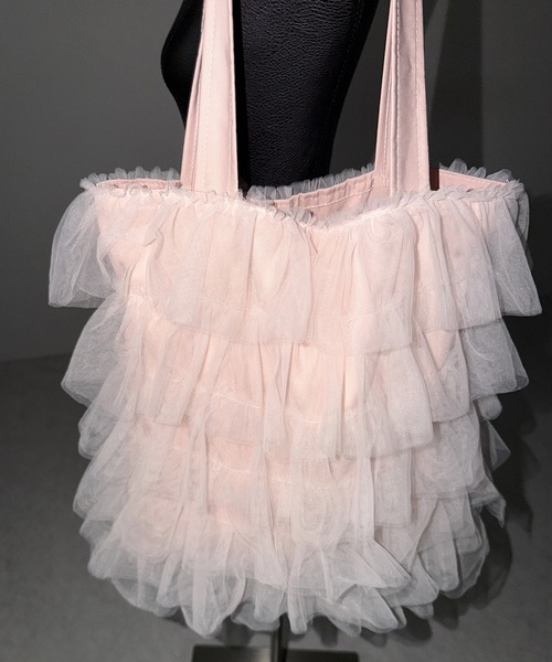 me+em select（ミームセレクト）の「【 3color ／ A4収納可 】チュールフリルスクエアトートバッグ ／ tulle frill square tote bag（トートバッグ・レディース・ブラック/アイボリー/ピンク・FREE）」の12枚目の写真