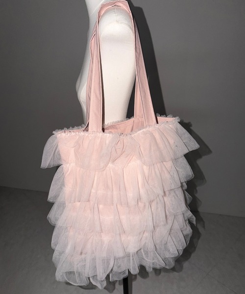 me+em select（ミームセレクト）の「【 3color ／ A4収納可 】チュールフリルスクエアトートバッグ ／ tulle frill square tote bag（トートバッグ・レディース・ブラック/アイボリー/ピンク・FREE）」の16枚目の写真