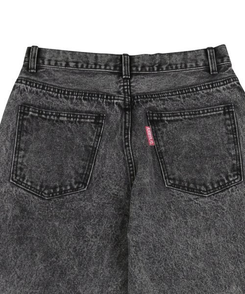 AJOBYAJO（アジョバイアジョ）の「Snow Washed Jeans [Charcoal]（デニムパンツ・レディース・その他・LARGE/MEDIUM）」の5枚目の写真