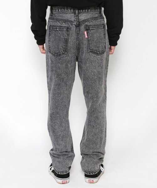 AJOBYAJO（アジョバイアジョ）の「Snow Washed Jeans [Charcoal]（デニムパンツ・レディース・その他・LARGE/MEDIUM）」の9枚目の写真