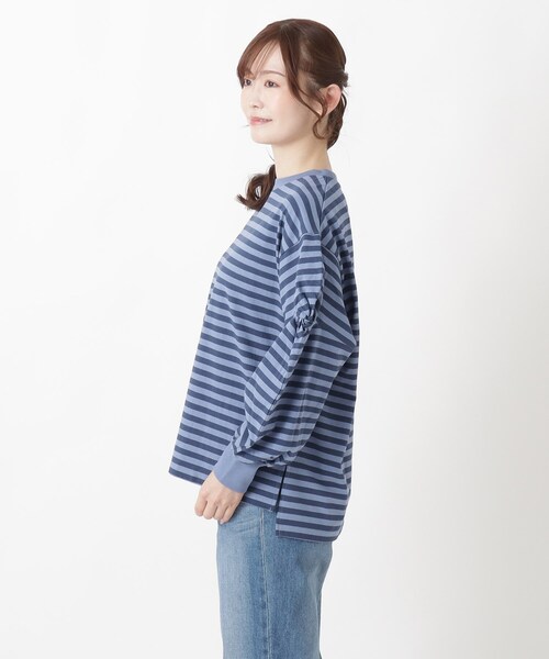 one'sterrace(ワンズテラス)の「ツイストスリーブ 長袖ボーダープルオーバー(Tシャツ/カットソー・レディース・ブラック系8/グレー系4/ブルー系その他7・02)」の15枚目の写真