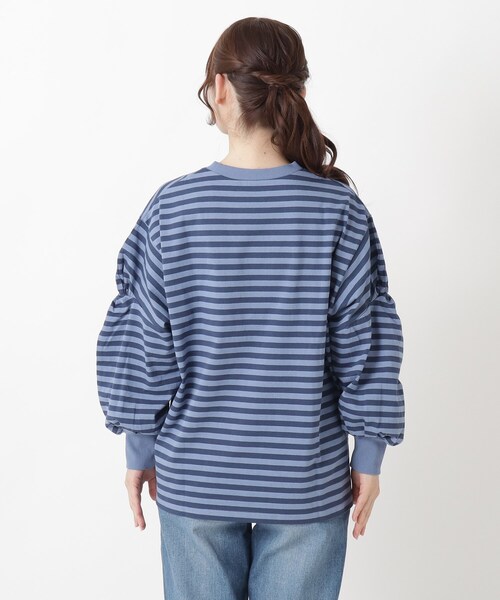 one'sterrace(ワンズテラス)の「ツイストスリーブ 長袖ボーダープルオーバー(Tシャツ/カットソー・レディース・ブラック系8/グレー系4/ブルー系その他7・02)」の14枚目の写真