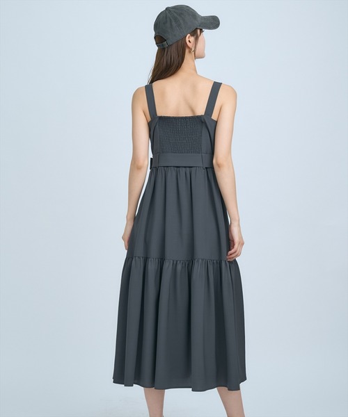 AND COUTURE(アンドクチュール)の「テーラードジレ×ティアードキャミワンピース(ワンピース・レディース・チャコールグレー/イエロー/ベージュ・FREE)」の19枚目の写真