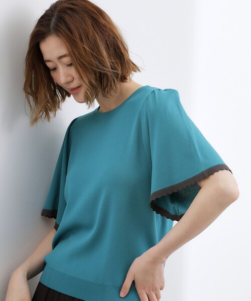 grove(グローブ)の「【シリーズ累計36万枚!名品ニット】やわらかドライタッチ スカラップスリーブニット(ニット/セーター・レディース・ブラック/オフホワイト/ダークグレー/ブラウン系その他/ブルーグリーン・02/03/04/05/01)」の5枚目の写真