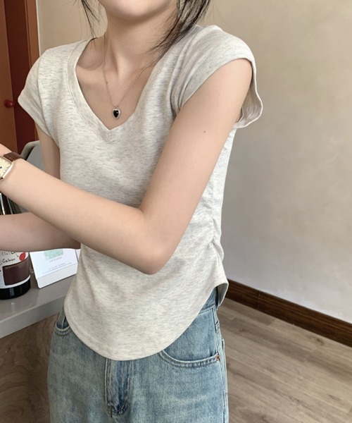2ly2(トゥーリートゥー)の「VネックTシャツ 半袖 コンパクト ショート丈 ストレッチ サイドギャザー カットソー(Tシャツ/カットソー・レディース・ブラック/グレー/ホワイト・FREE)」の8枚目の写真