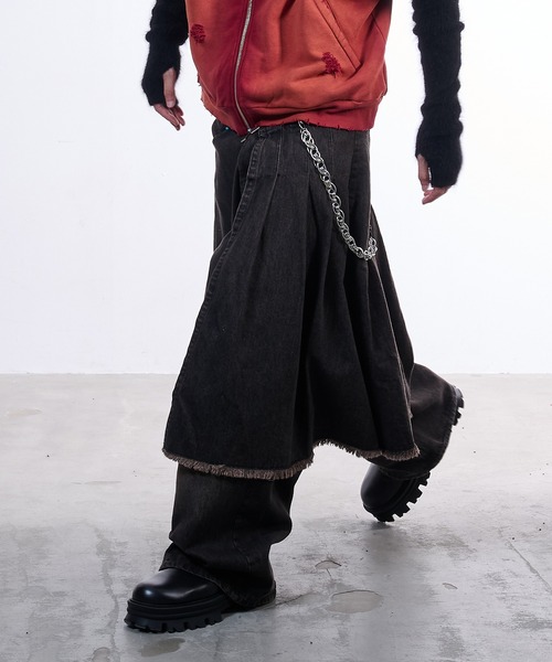 VI E DIT(ヴィエディット)の「2way skirt denim/スカートデニム(デニムパンツ・メンズ・ブラウン/ブラック・2/1)」の2枚目の写真