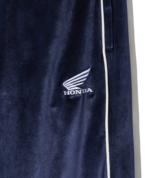 PHYPS MOTORCYCLE(フィップスモーターサイクル)の「Velvet Track Pants Navy(スウェットパンツ・レディース・その他・SMALL/MEDIUM/LARGE/X-LARGE)」の5枚目の写真