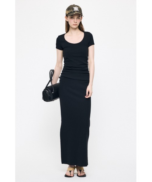 MOUSSY（マウジー）の「SCOOP NECK JERSEY ドレス（ワンピース・レディース・ホワイト系その他/ブラック・1/2）」の5枚目の写真