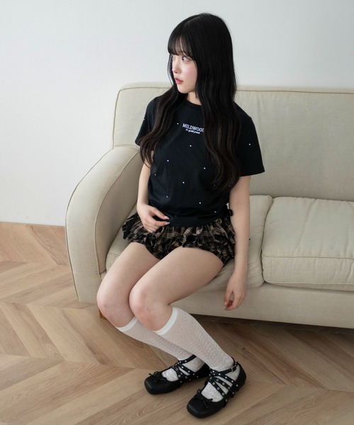 WEGO(ウィゴー)の「WEGO/【26春夏新作】ビジューサイドドロストショートT(Tシャツ/カットソー・レディース・ブラック/ホワイト・FREE)」の4枚目の写真