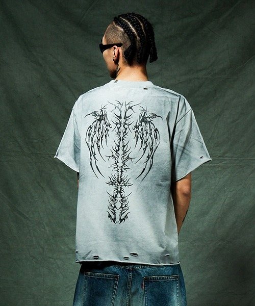 SUPPLIER（サプライヤー）の「Tシャツ｜Pierced Tribal Bones Tee｜SUPPLIER（Tシャツ/カットソー・メンズ・ブラック/グレー・SMALL/MEDIUM/LARGE/X-LARGE）」の2枚目の写真