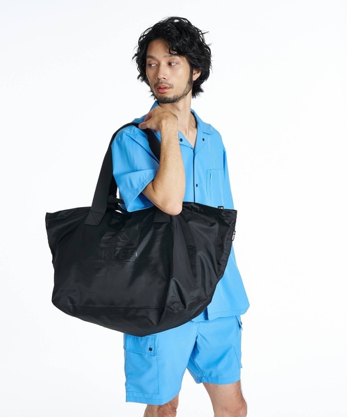 REEF(リーフ)の「REEF メンズ REEF WATERPROOF BAG BIG トートバッグ 【2026年夏モデル】/リーフ撥水ビッグトートバッグ(トートバッグ・メンズ・ブラック/ブルー・FREE)」の2枚目の写真