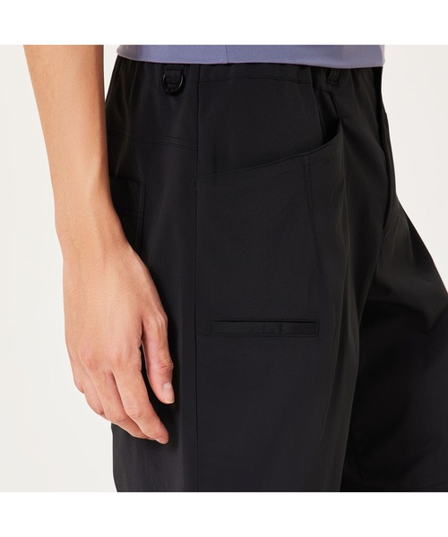 OAKLEY(オークリー)の「オークリーOAKLEY TECH COLD SHORTS 2.0 ショートパンツ/ゴルフメンズ/ゴルフ/OAKLEY(その他パンツ・メンズ・ブラック/ホワイト・M/L/S)」の15枚目の写真