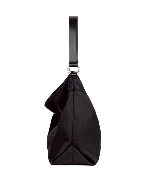 Never mind the XU / Chikashitsu+(ネバーマインド ザ エックスユー / チカシツプラス)の「【HAH ARCHIVE】Contour Shoulder Bag(Nylon) / 【ハーアーカイブ】コントゥアワンショルダーバッグ(ナイロン)(ショルダーバッグ・メンズ・ブラック・ONE SIZE)」の9枚目の写真