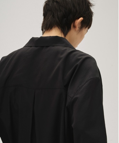 TODAYFUL（トゥデイフル）の「Silky Halfsleeve Shirts（シャツ/ブラウス・レディース・ダークブラウン/ブラック/ホワイト・FREE）」の11枚目の写真