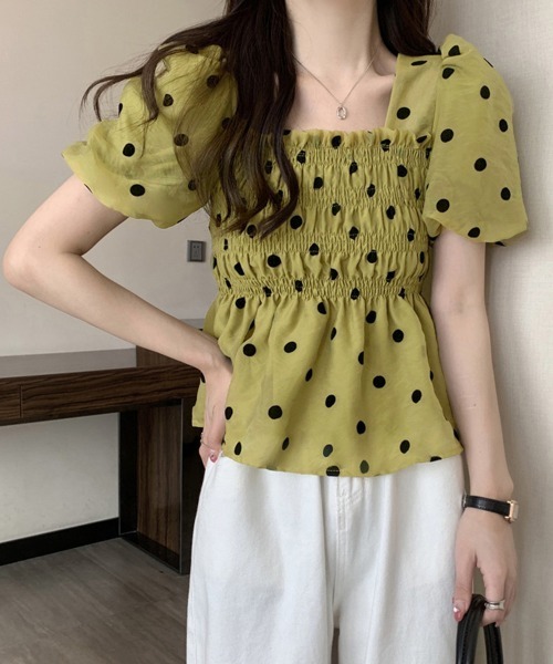 Miniministore(ミニミニストア)の「ドット柄シャーリングブラウス レディース(シャツ/ブラウス・レディース・イエロー×グリーン/アイボリー/ライトカーキ・FREE)」の22枚目の写真