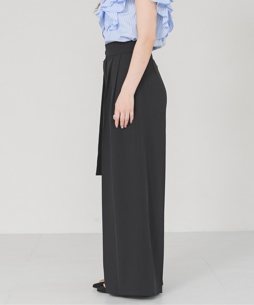 31 Sons de mode(トランテアン ソン ドゥ モード)の「ウエストマークロングパンツ(その他パンツ・レディース・ホワイト/ブラック・M/S)」の17枚目の写真