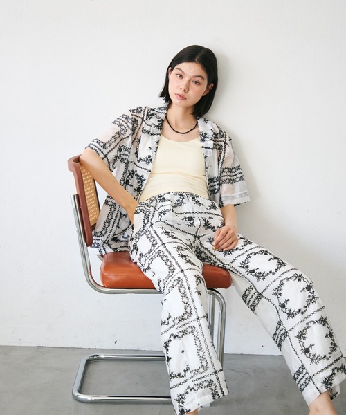 Trish(トリッシュ)の「パッチワーク風刺繍半袖シャツジャケット(シャツ/ブラウス・レディース・ブラウン/ホワイト・FREE)」の7枚目の写真