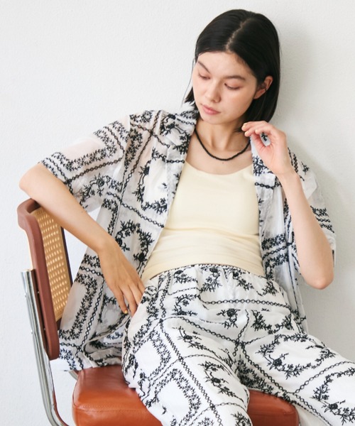 Trish(トリッシュ)の「パッチワーク風刺繍半袖シャツジャケット(シャツ/ブラウス・レディース・ブラウン/ホワイト・FREE)」の15枚目の写真