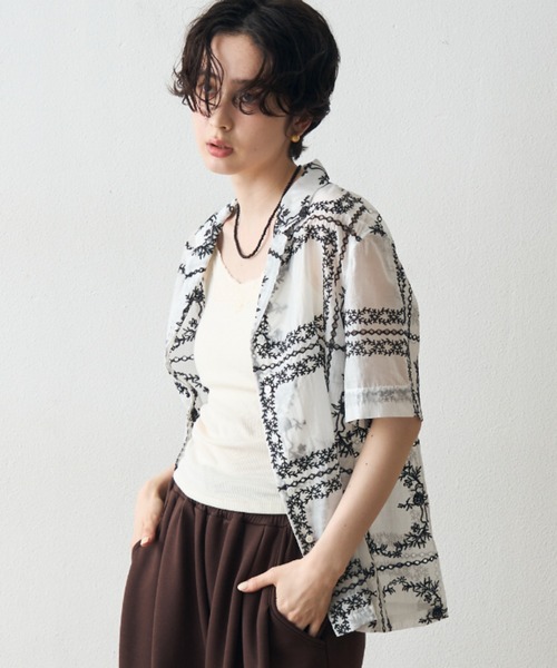 Trish(トリッシュ)の「パッチワーク風刺繍半袖シャツジャケット(シャツ/ブラウス・レディース・ブラウン/ホワイト・FREE)」の21枚目の写真