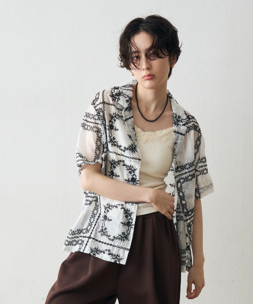 Trish(トリッシュ)の「パッチワーク風刺繍半袖シャツジャケット(シャツ/ブラウス・レディース・ブラウン/ホワイト・FREE)」の19枚目の写真