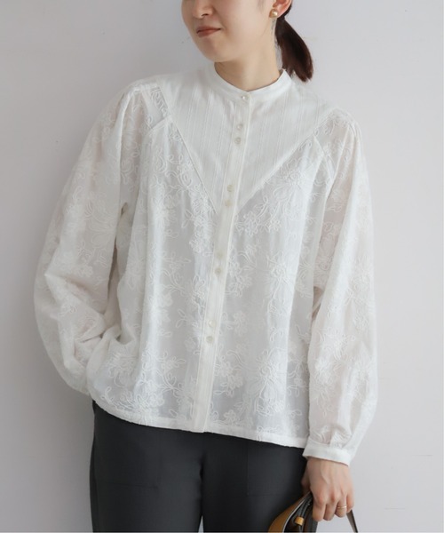 NOMBRE IMPAIR(ノンブルアンペール)の「コットンフラワー刺繍コンビ 三角ヨークブラウス(シャツ/ブラウス・レディース・ホワイト・FREE)」の7枚目の写真