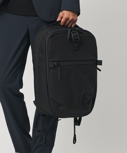 Aer(エアー)の「【別注】<Aer>コミューター パック 2 リュック(バックパック/リュック・メンズ・ブラック・FREE)」の8枚目の写真