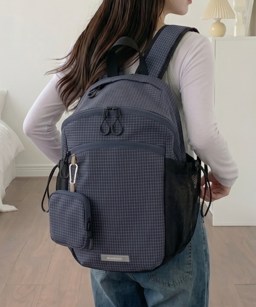 Teem Store（チームストア）の「ポーチ付きチェック柄ダブルジップバックパック 撥水加工（バックパック/リュック・レディース・ホワイト/ブラック/ブラウン/ブルー・F）」の18枚目の写真