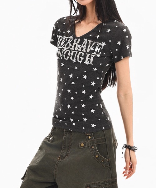 AVYL(アヴィル)の「スターパターンカレッジロゴコンパクトTシャツ(Tシャツ/カットソー・レディース・ホワイト/ダークグレー・M)」の14枚目の写真
