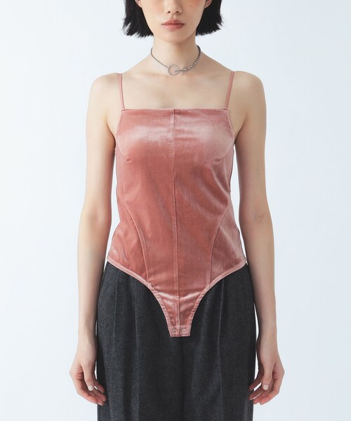 Ray BEAMS(レイビームス)の「ベロア ボディスーツ キャミソール(Tシャツ/カットソー・レディース・ブラック/ピンク・ONE SIZE)」の10枚目の写真