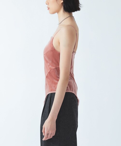 Ray BEAMS(レイビームス)の「ベロア ボディスーツ キャミソール(Tシャツ/カットソー・レディース・ブラック/ピンク・ONE SIZE)」の11枚目の写真