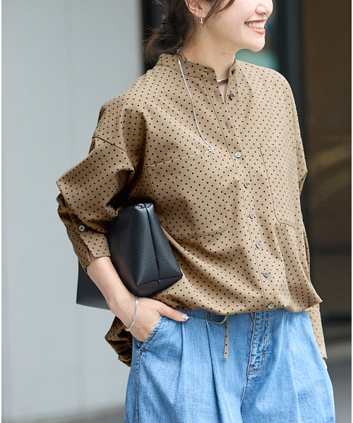 JOURNAL STANDARD(ジャーナルスタンダード)の「《追加》ウーリッシュツイルタックボリュームシャツ(シャツ/ブラウス・レディース・ネイビー/アイボリー/ベージュ・FREE)」の1枚目の写真