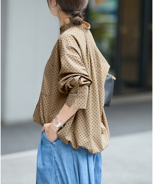 JOURNAL STANDARD(ジャーナルスタンダード)の「《追加》ウーリッシュツイルタックボリュームシャツ(シャツ/ブラウス・レディース・ネイビー/アイボリー/ベージュ・FREE)」の8枚目の写真
