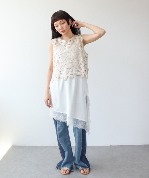 Three Four Time（ｽﾘｰﾌｫｰﾀｲﾑ）の「カギ編み箔フラワーモチーフレースベスト（ベスト・レディース・ブラック/ベージュ・ONE SIZE）」の14枚目の写真