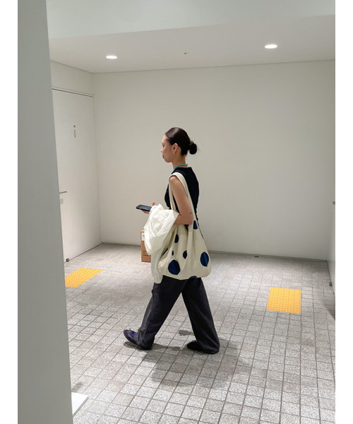 ACOC(アコック)の「Dot Bubble Bag_Glossy Ivory(エコバッグ/サブバッグ・レディース・その他・FREE)」の2枚目の写真