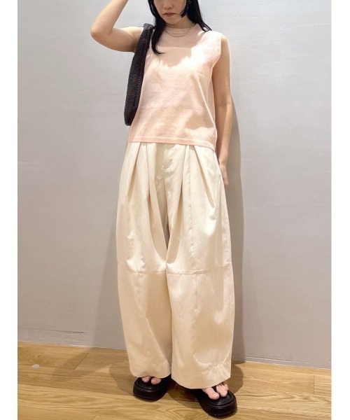 STYLEMIXER(スタイルミキサー)の「【大人気パンツが再入荷&新色追加】タックフォルムパンツ(その他パンツ・レディース・グレー/キャメル/アイボリー/ブラック・SMALL/MEDIUM)」の6枚目の写真