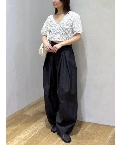 STYLEMIXER(スタイルミキサー)の「【大人気パンツが再入荷&新色追加】タックフォルムパンツ(その他パンツ・レディース・グレー/キャメル/アイボリー/ブラック・SMALL/MEDIUM)」の10枚目の写真