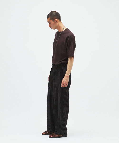 JOURNAL STANDARD(ジャーナルスタンダード)の「クレープ ウィーヴ リラックス Tシャツ(Tシャツ/カットソー・メンズ・ブラック系その他/ホワイト系その他/グレー/ブラウン・MEDIUM/SMALL/LARGE)」の7枚目の写真